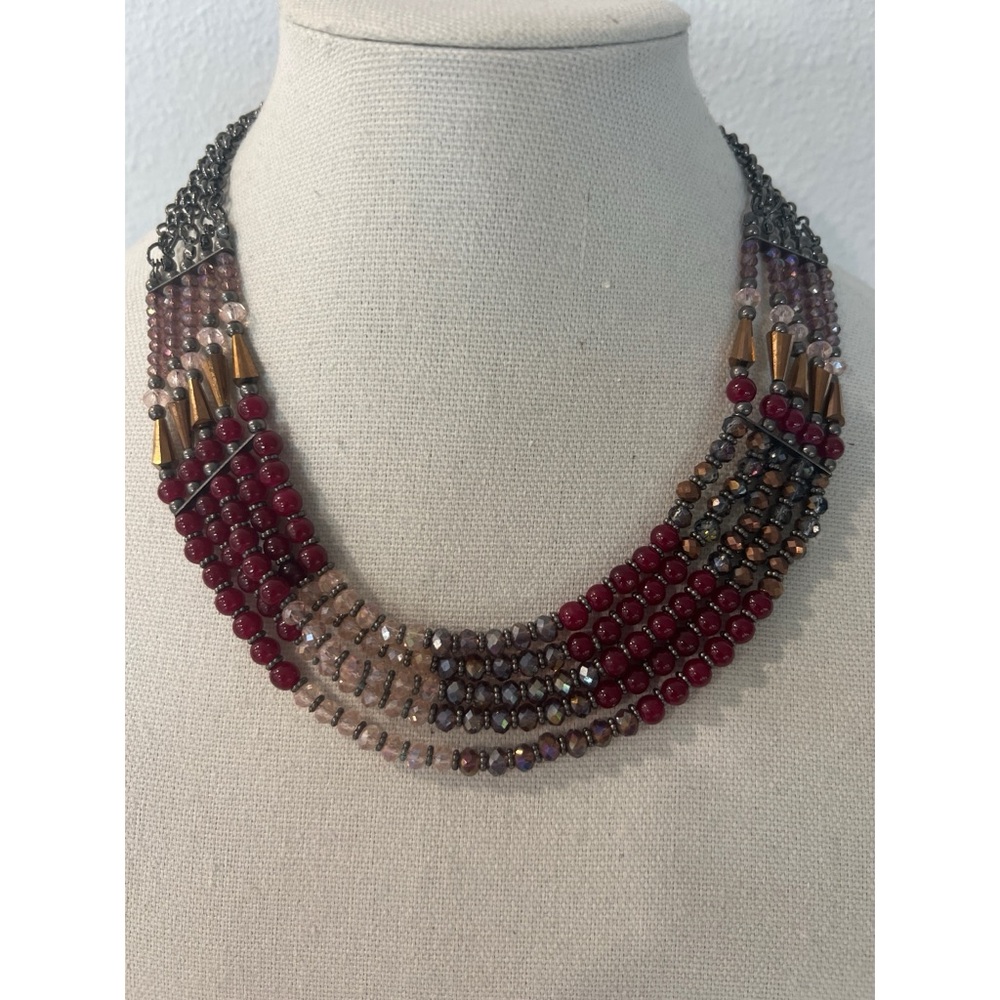 Elegant Multicolor Beaded Necklace